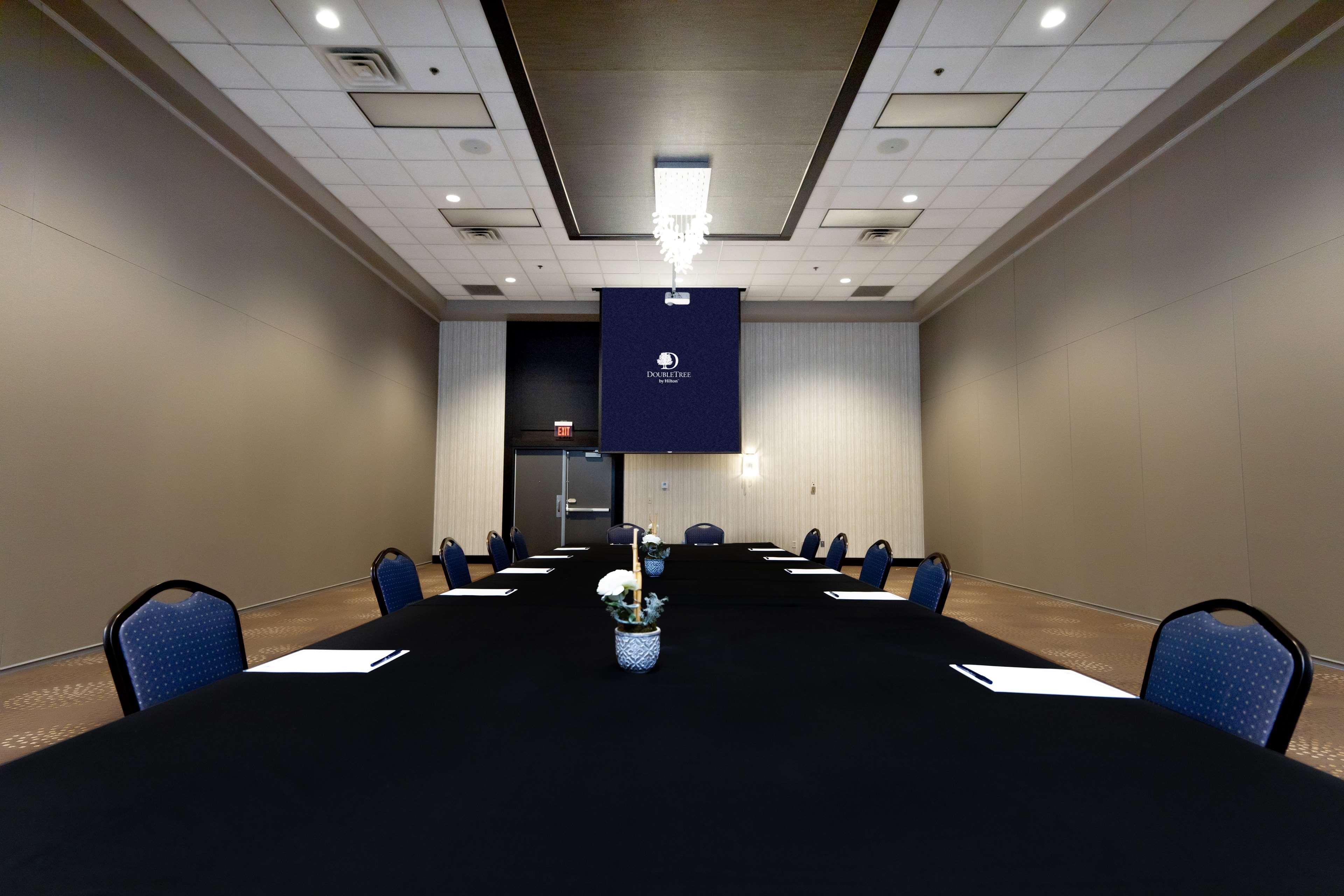 Hotel Doubletree By Hilton Bloomington