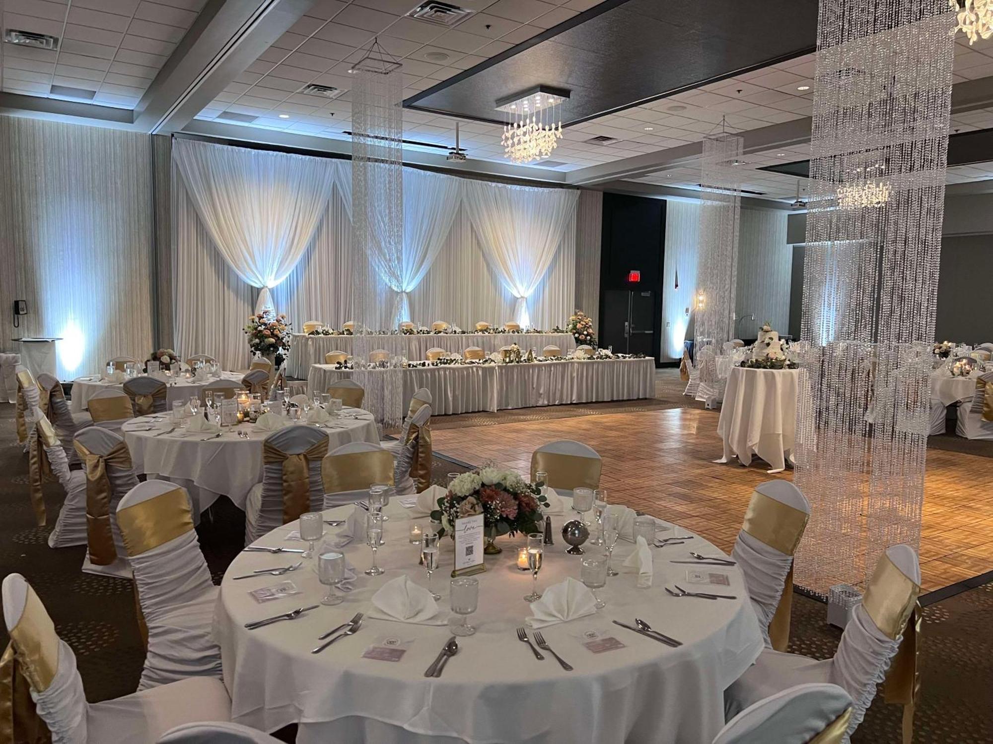 Hotel Doubletree By Hilton Bloomington